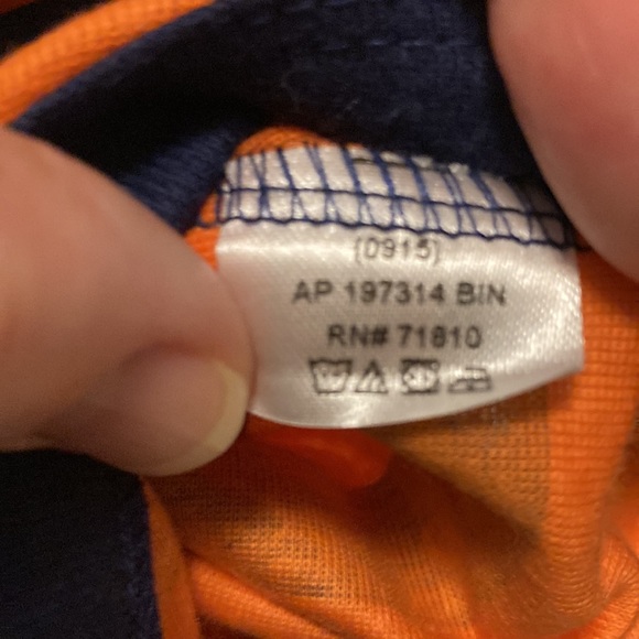 Gerber’s Short sleeve 6-9 navy and orange onesie - Picture 4 of 12